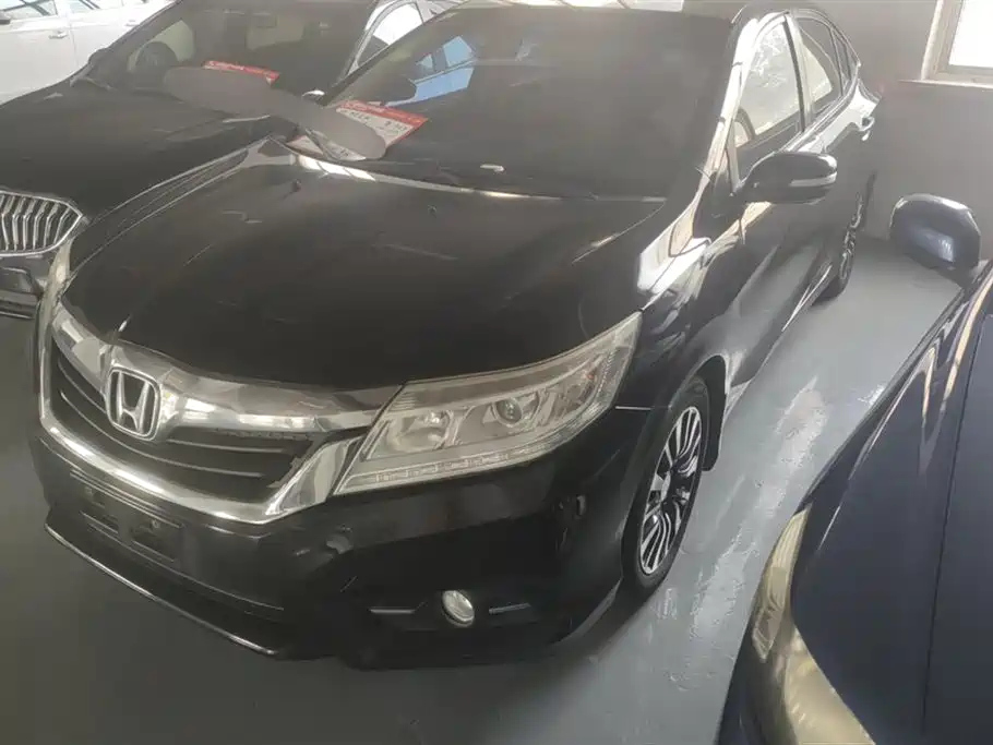 HONDA CRIDER 2013