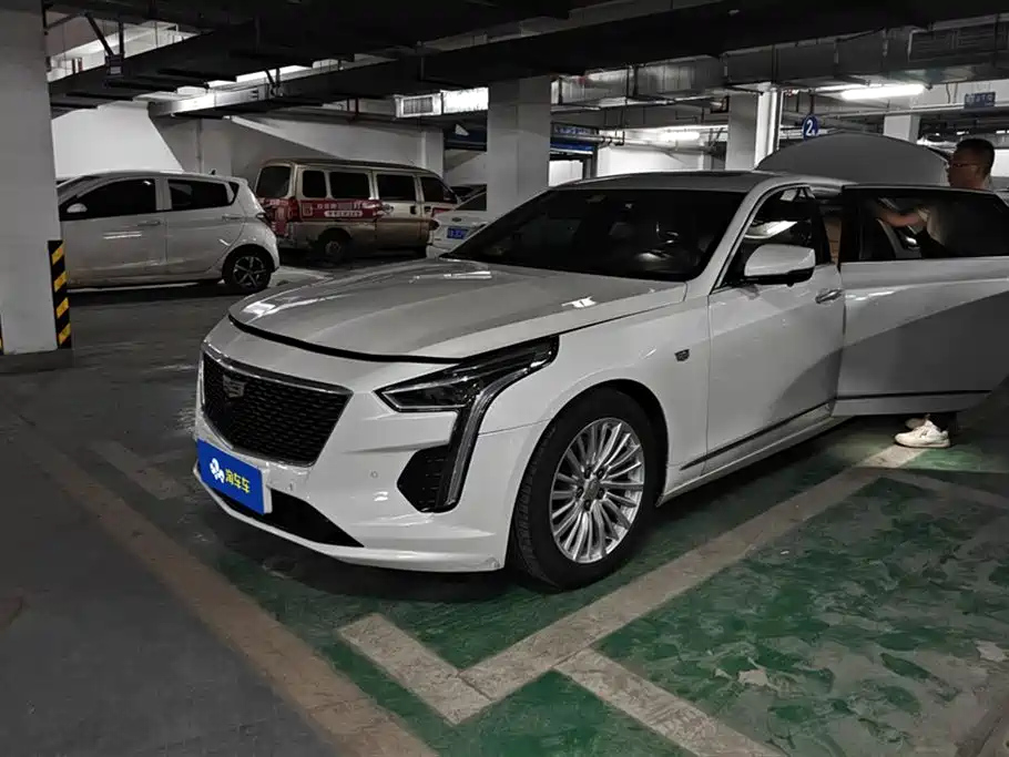 CADILLAC CT6 2019