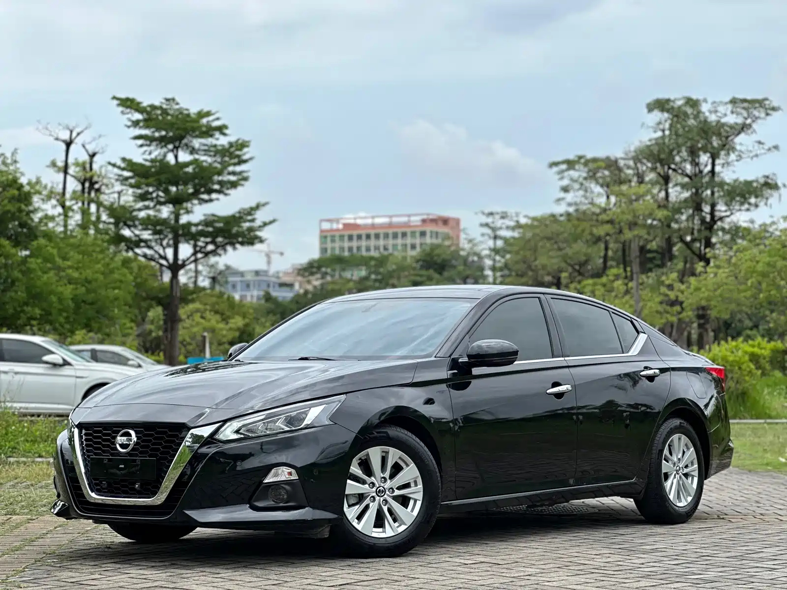 NISSAN TEANA 2019