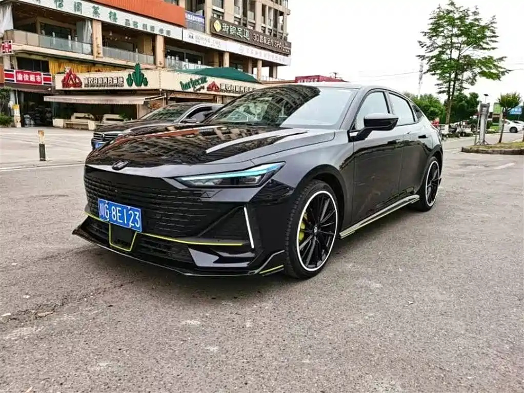CHANGAN UNI-V 2023