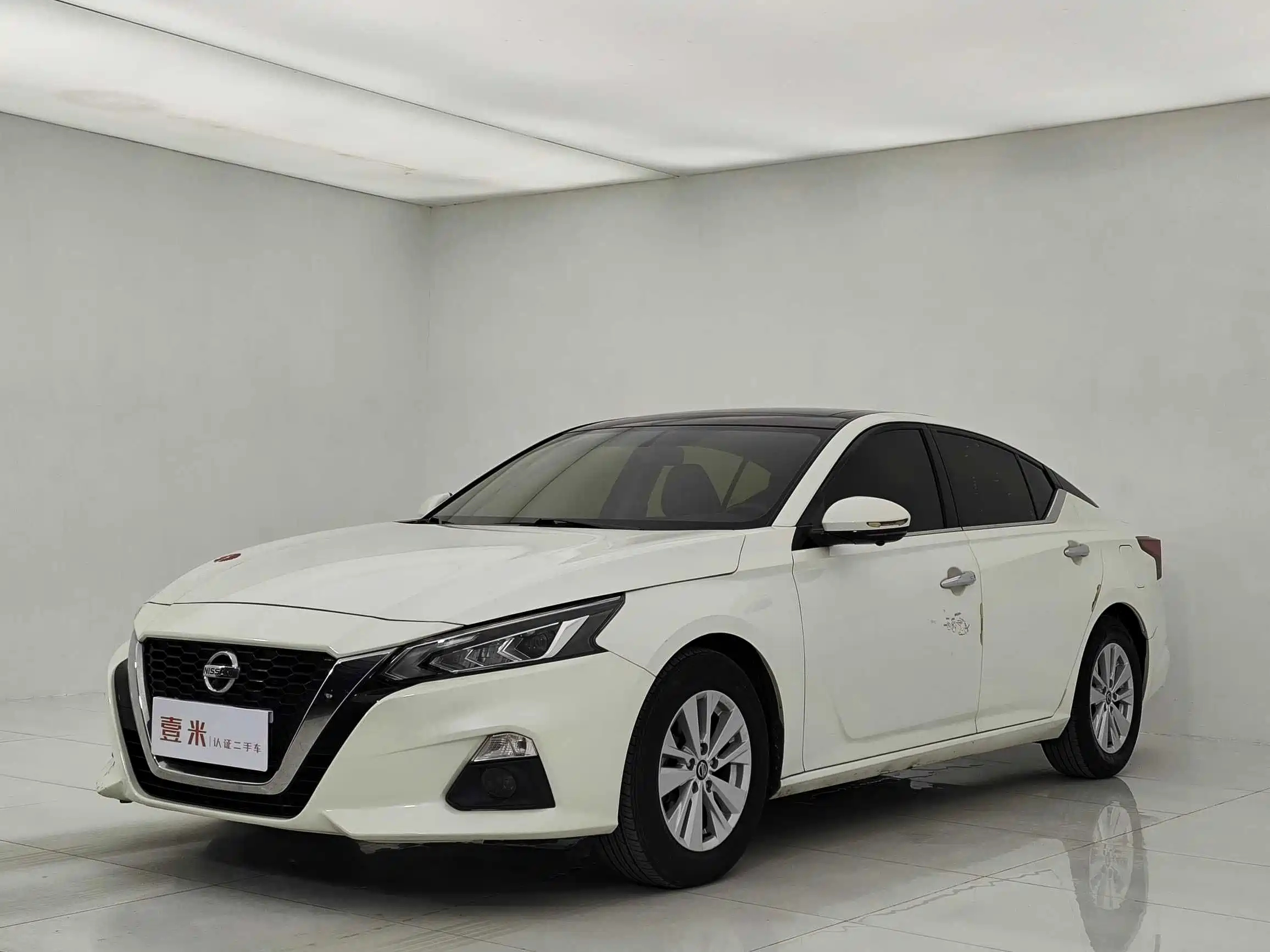 NISSAN TEANA 2019