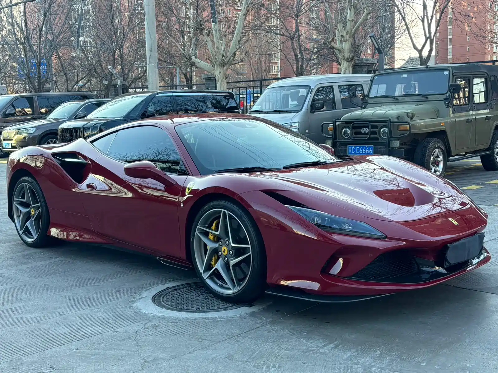 FERRARI F8 2019