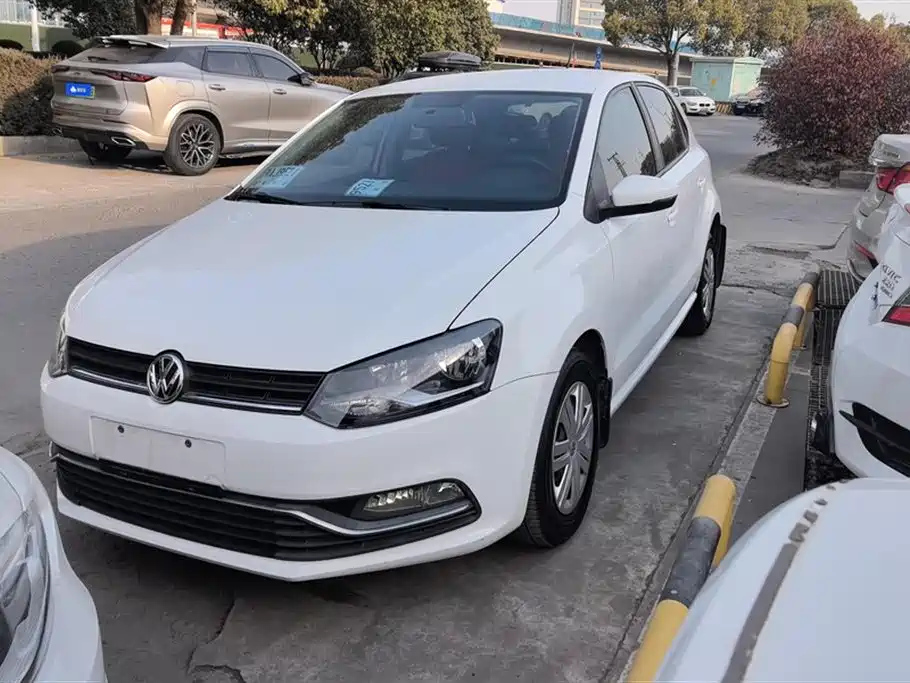 VOLKSWAGEN POLO 2018