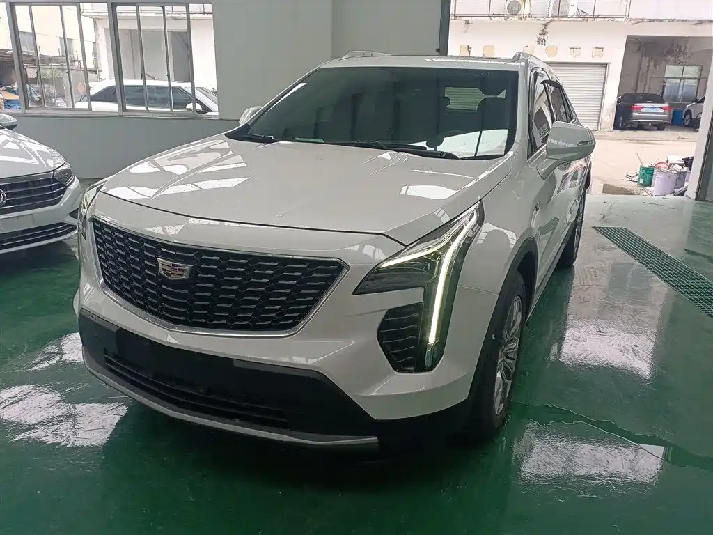 CADILLAC XT4 2021