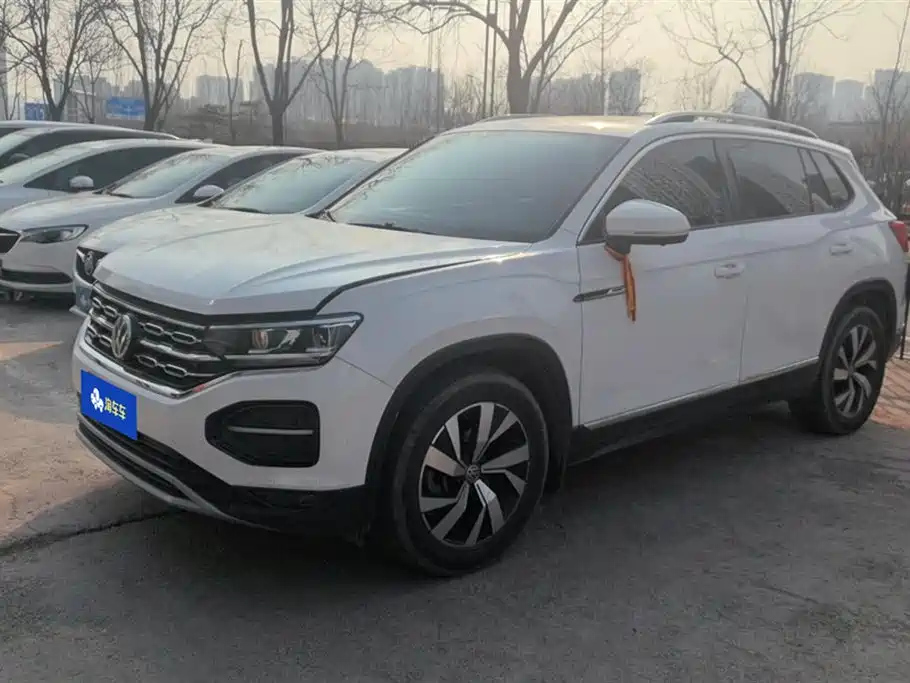 VOLKSWAGEN TAYRON 2020