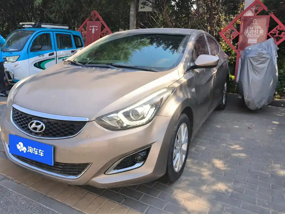 HYUNDAI ELANTRA 2016