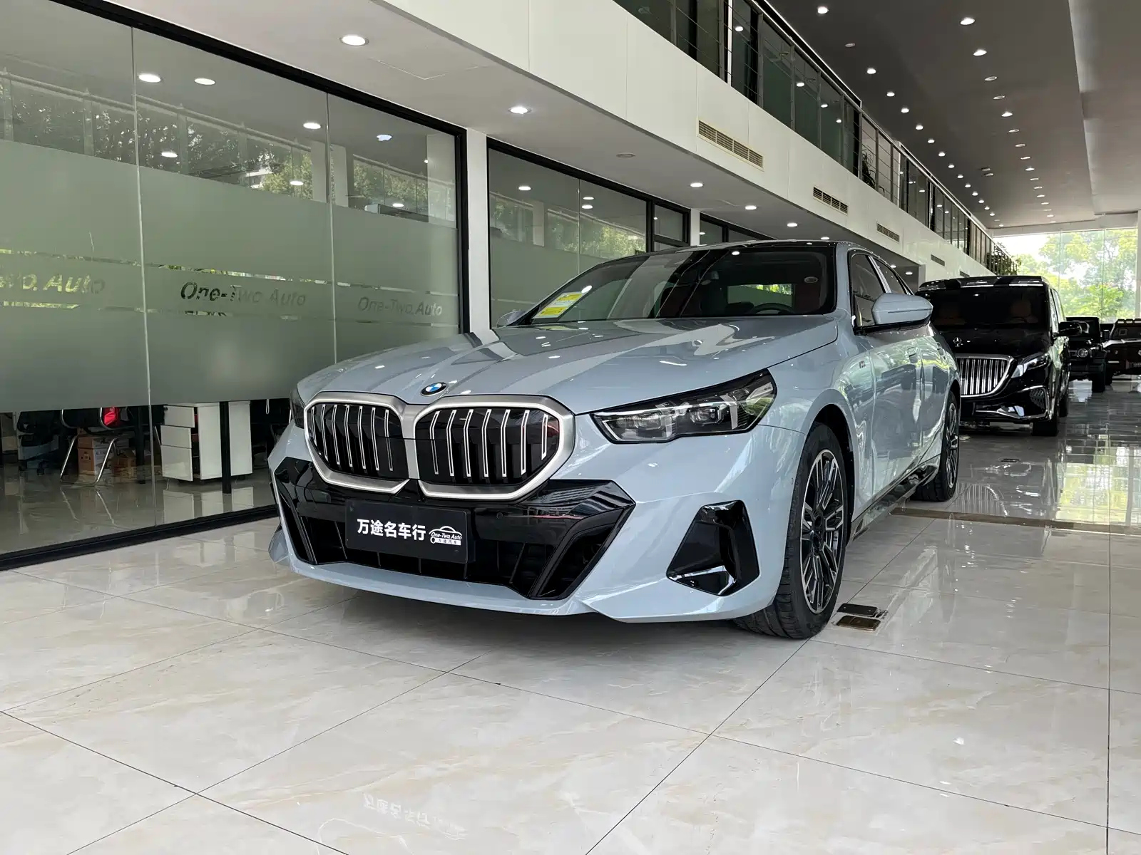 BMW 5-SERIES IMPORT 2024