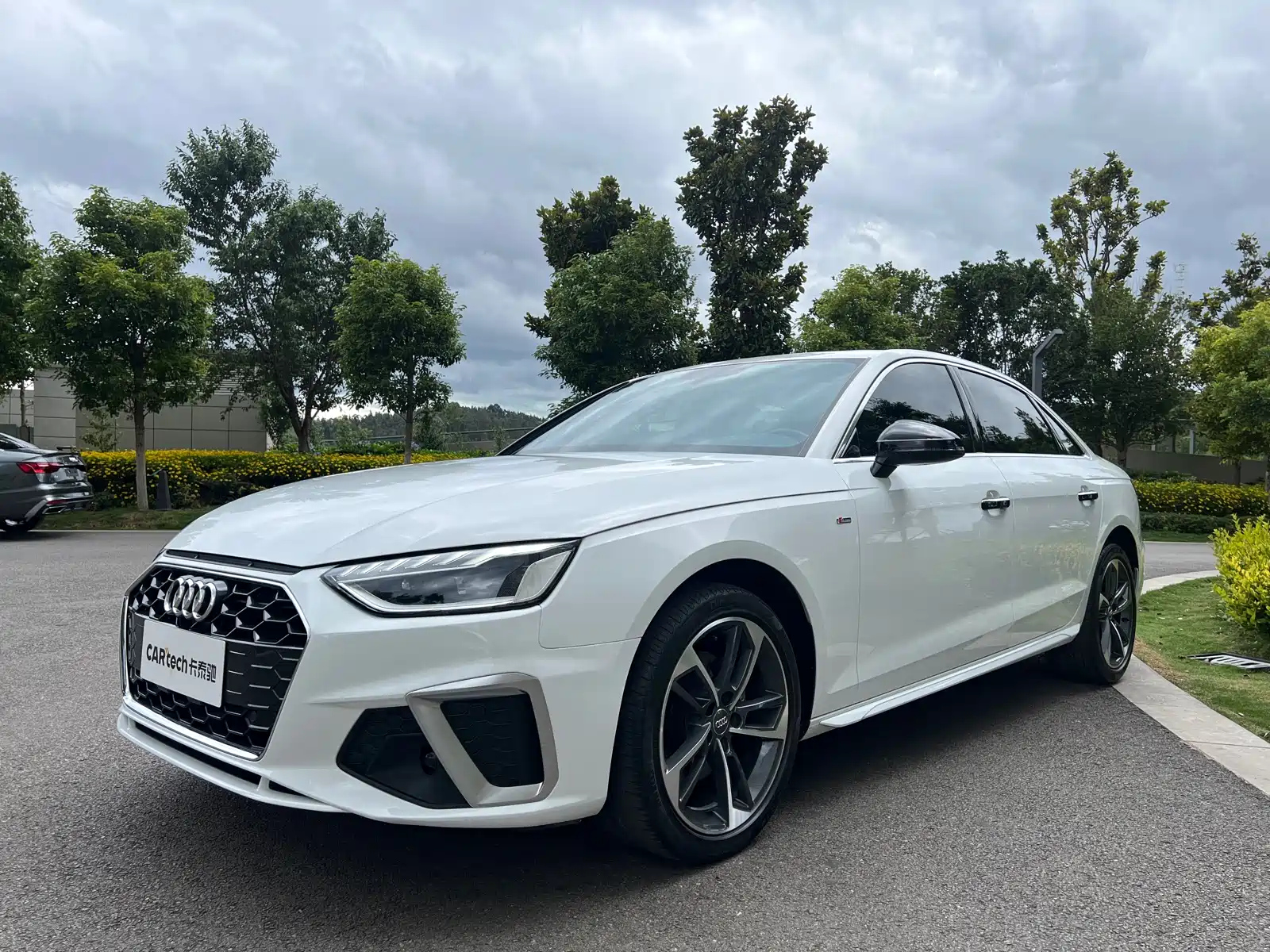 AUDI A4L 2022