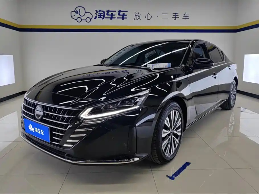NISSAN TEANA 2022