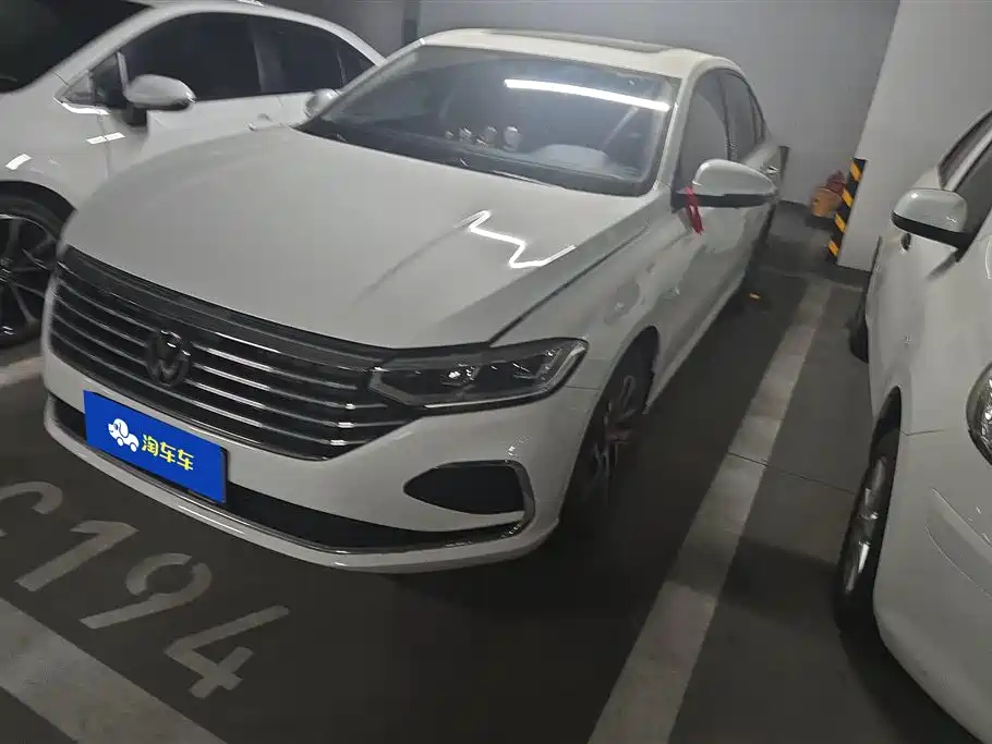 VOLKSWAGEN LAVIDA 2023