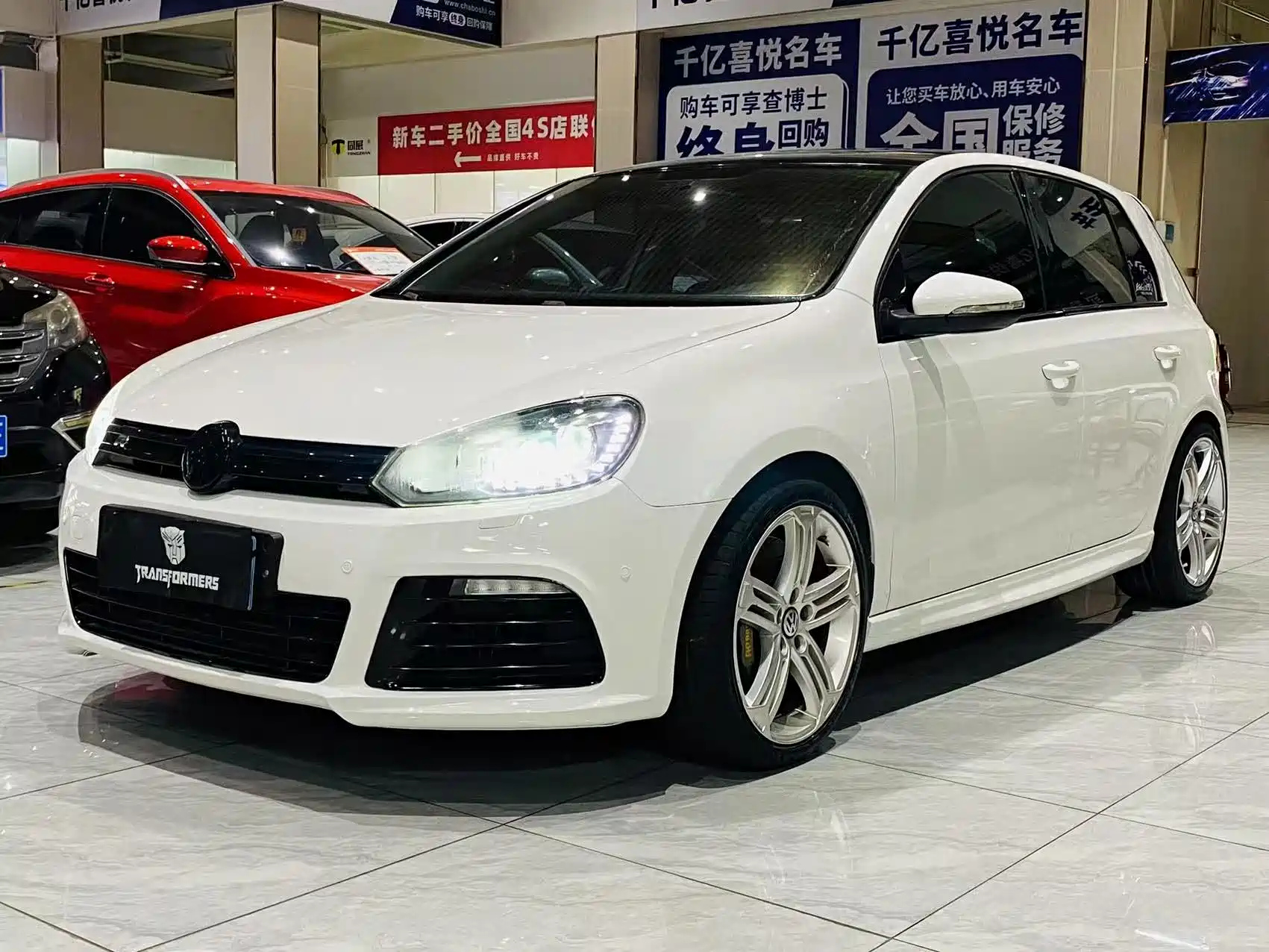 VOLKSWAGEN GOLF 2012
