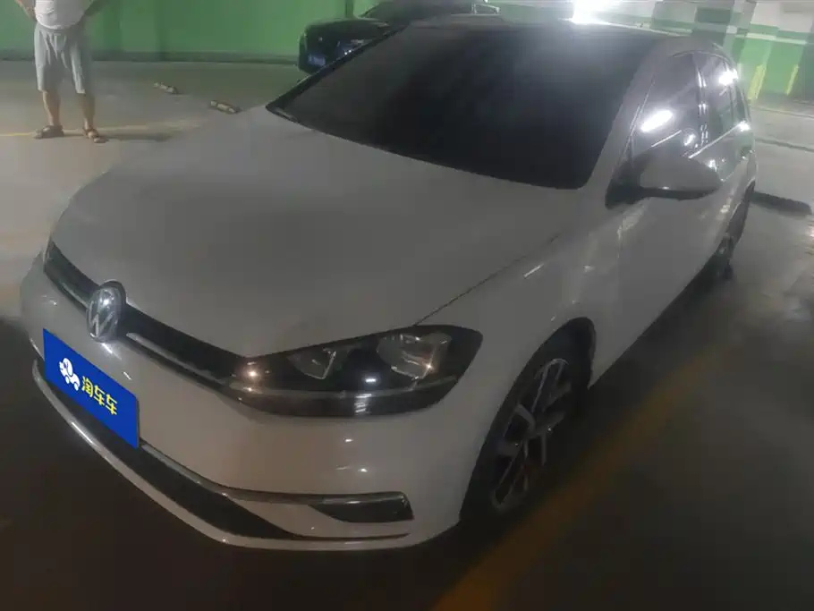 VOLKSWAGEN GOLF 2019