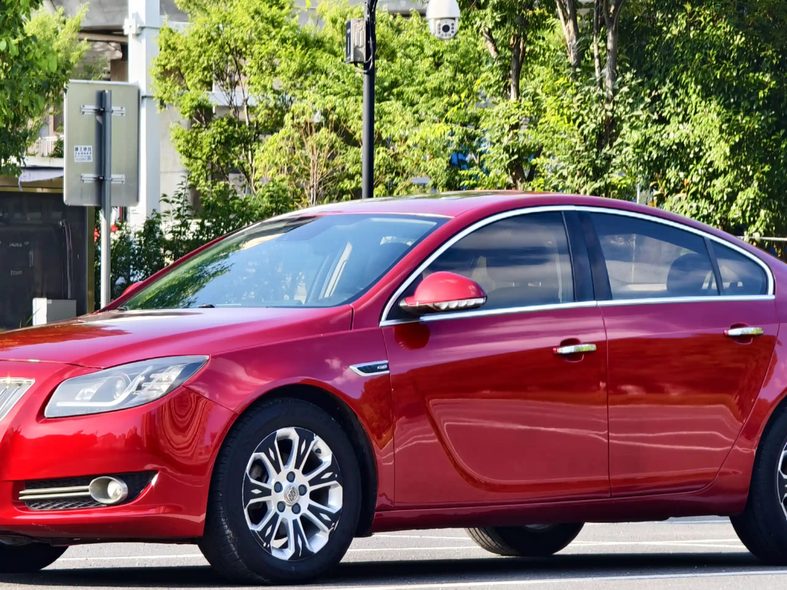 BUICK REGAL 2011