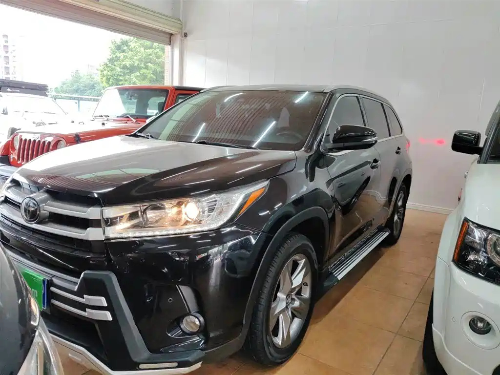 TOYOTA HIGHLANDER 2018