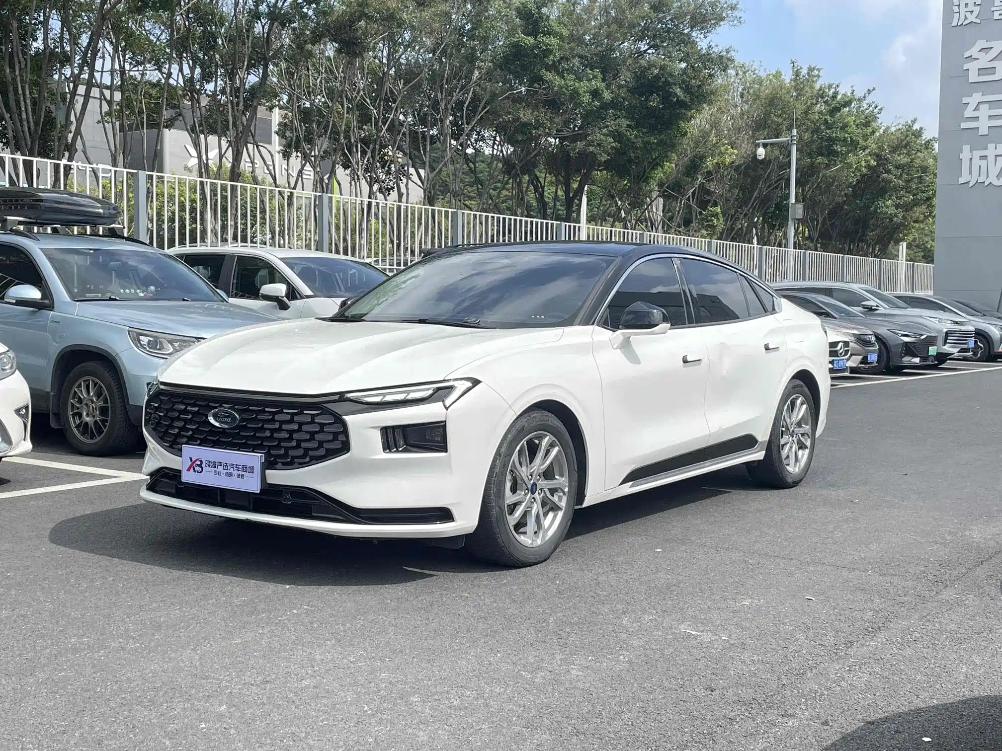 FORD MONDEO 2022