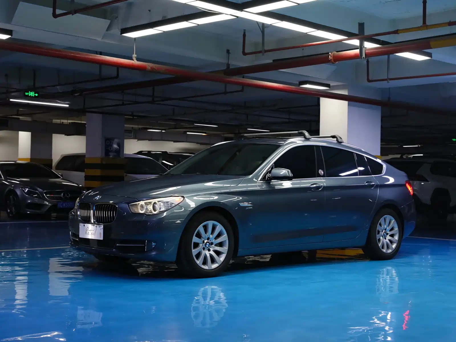 BMW 5-SERIES GT 2011