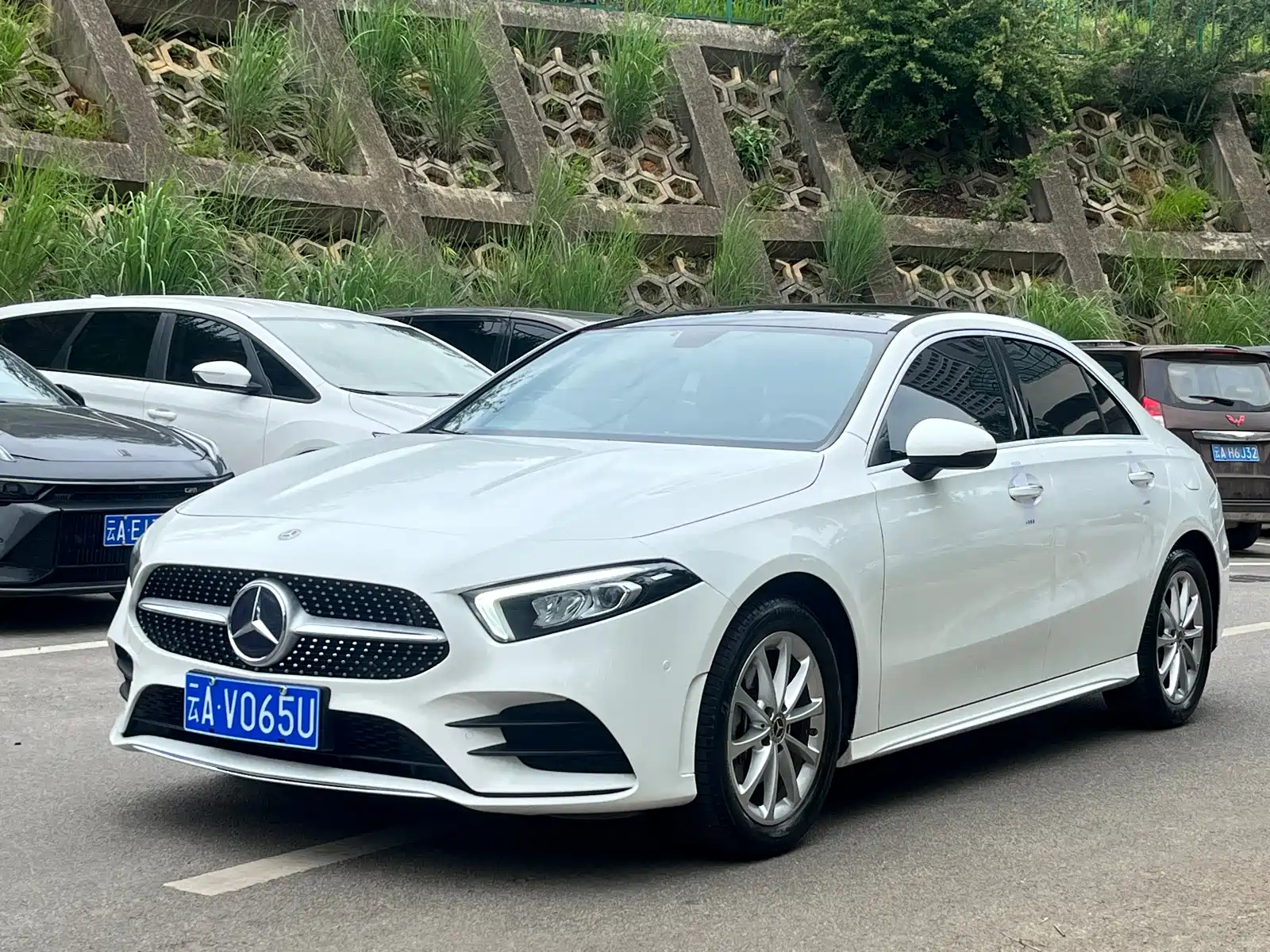 MERCEDES BENZ A-CLASS 2020