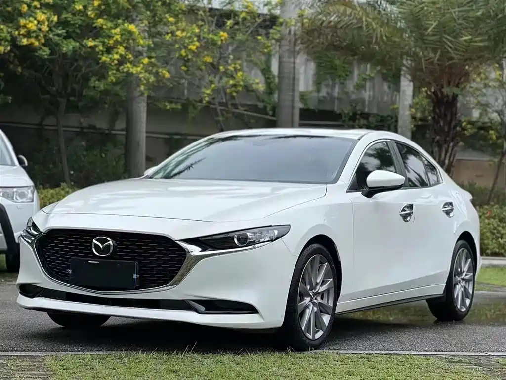 MAZDA 3 AXELA 2020