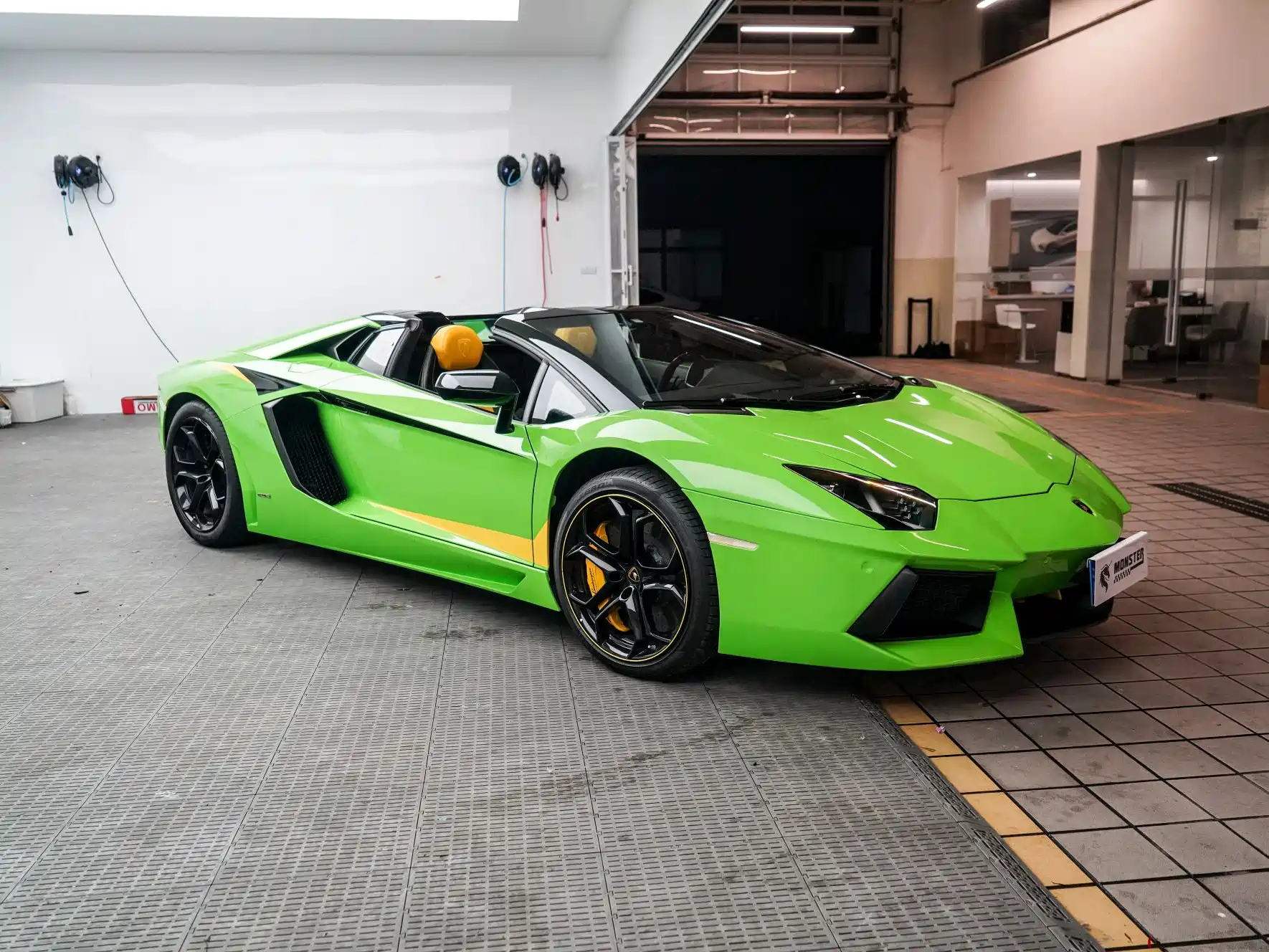 LAMBORGHINI AVENTADOR 2013