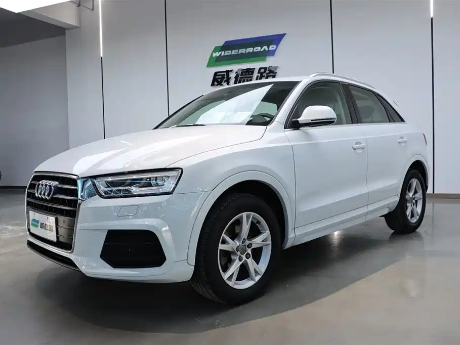 AUDI Q3 2018