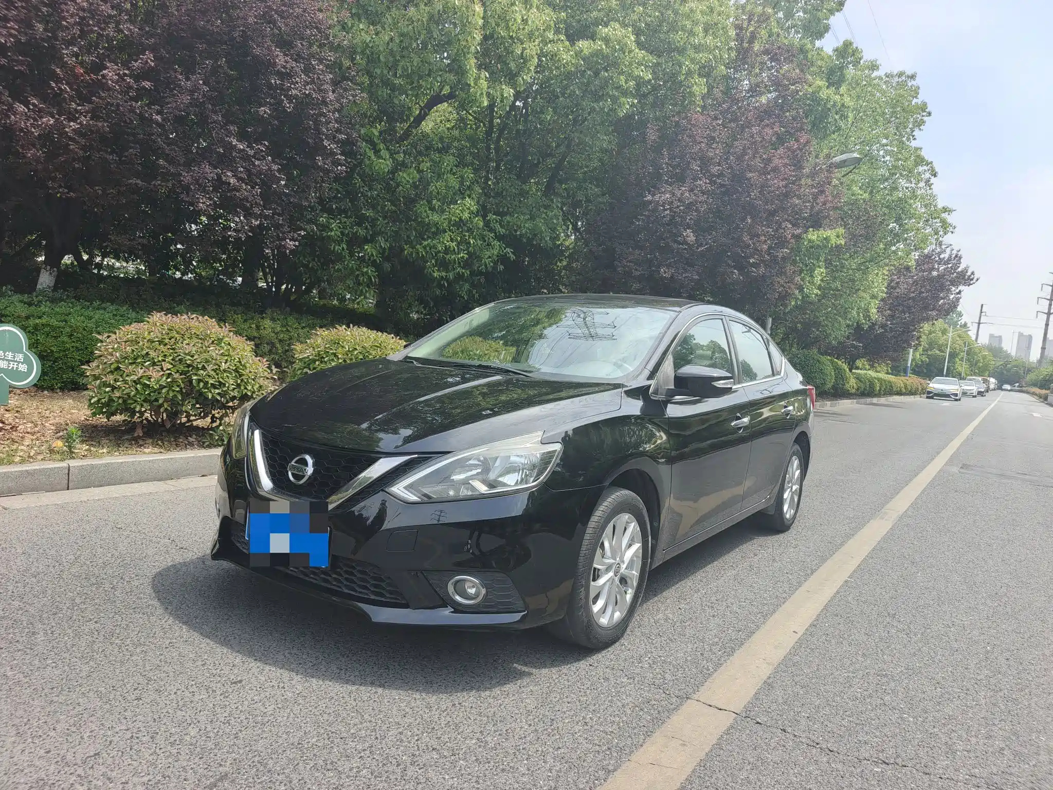 NISSAN SYLPHY 2019