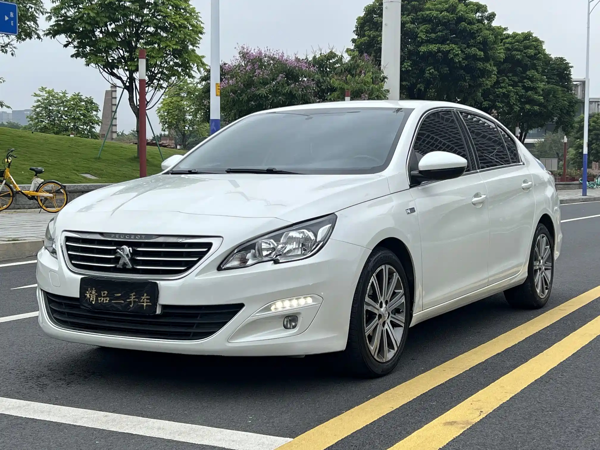 PEUGEOT 408 2016