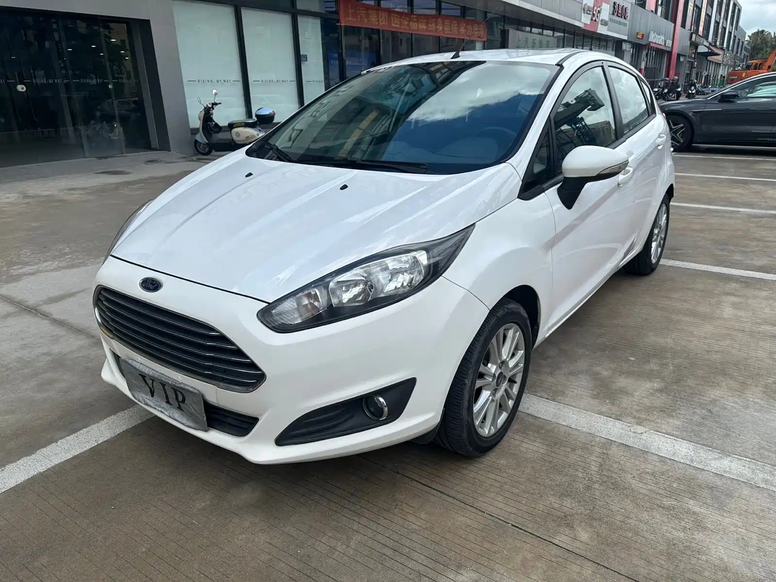 FORD FIESTA 2013