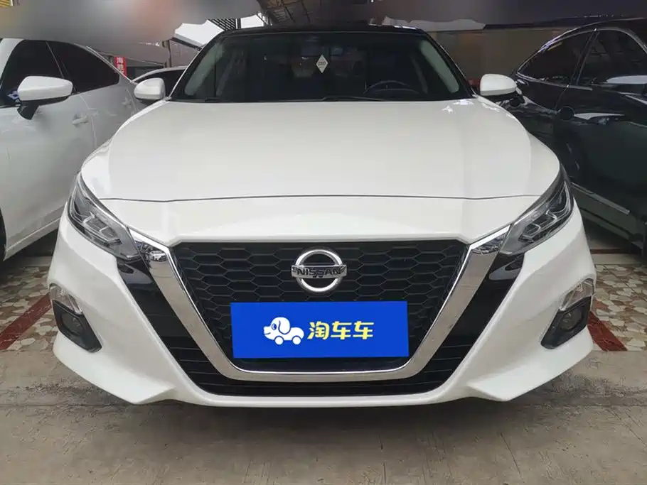 NISSAN TEANA 2019