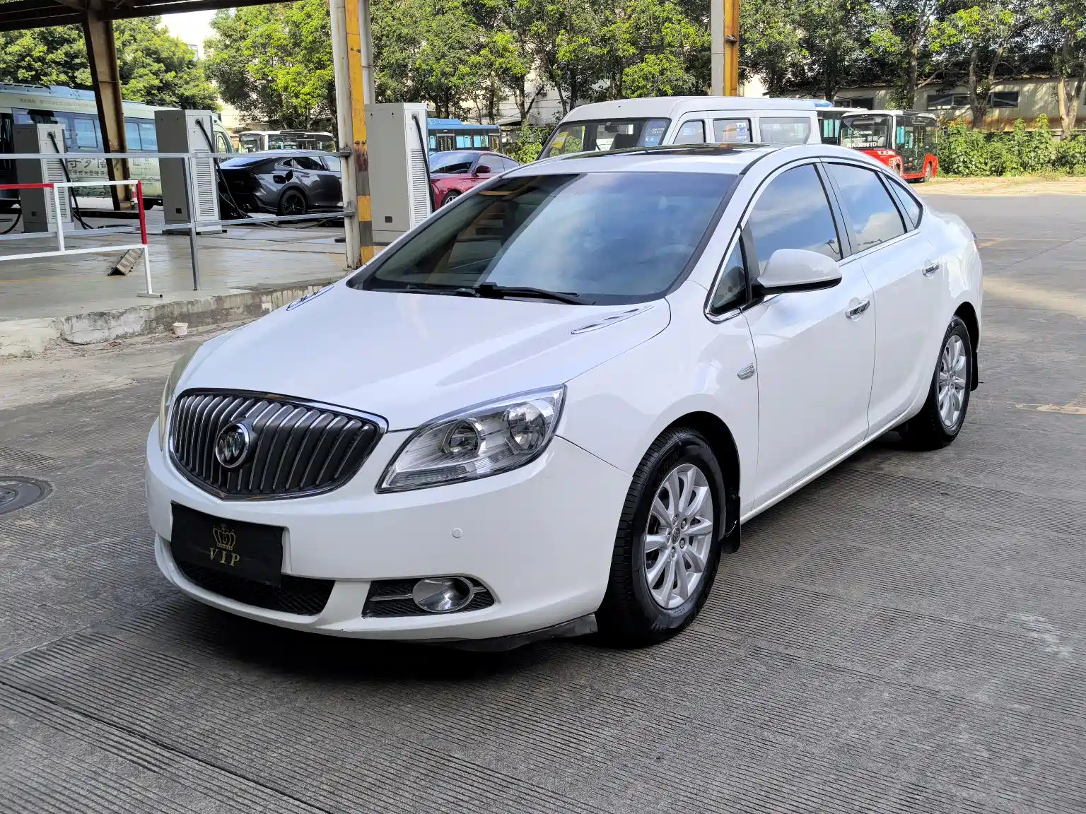 BUICK EXCELLE 2013