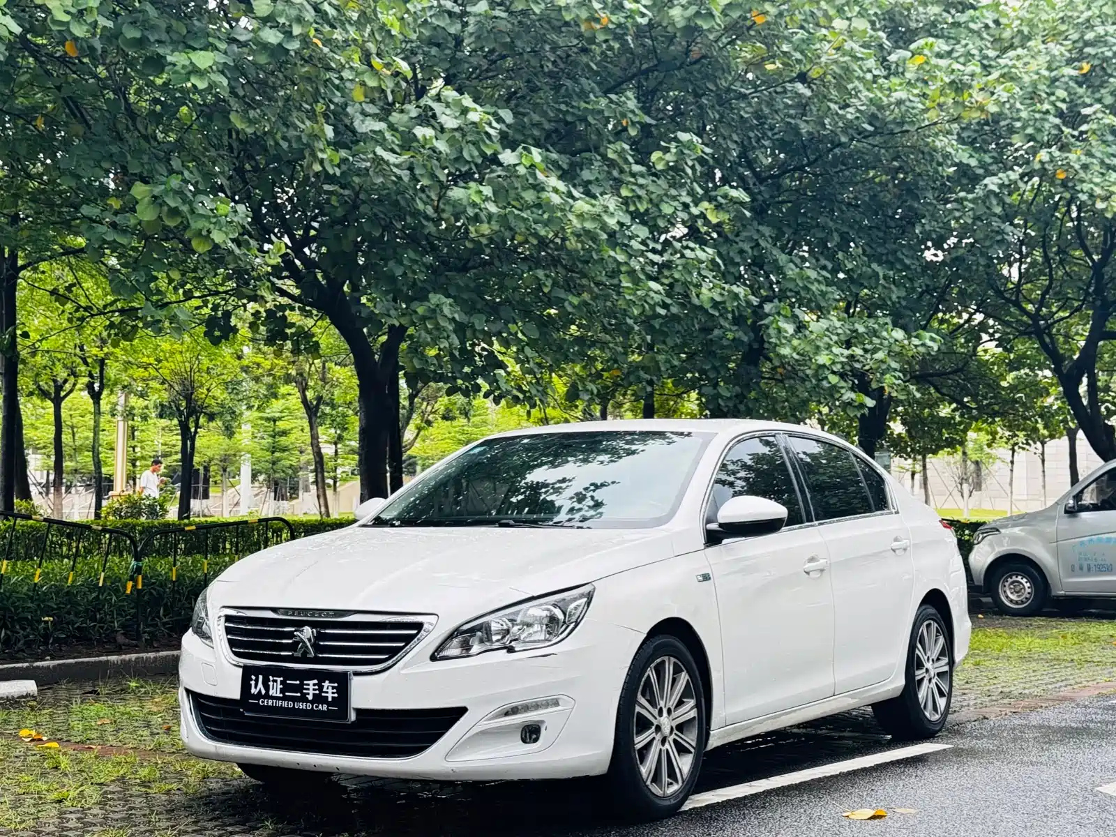 PEUGEOT 408 2016