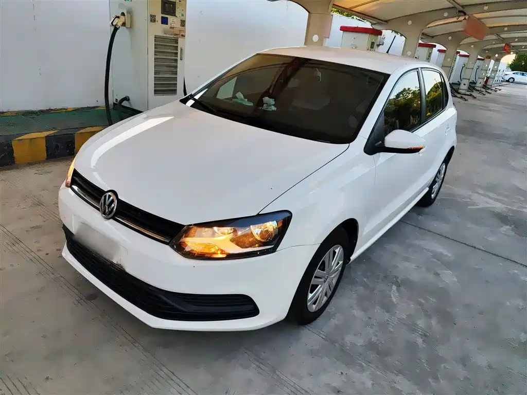 VOLKSWAGEN POLO 2018