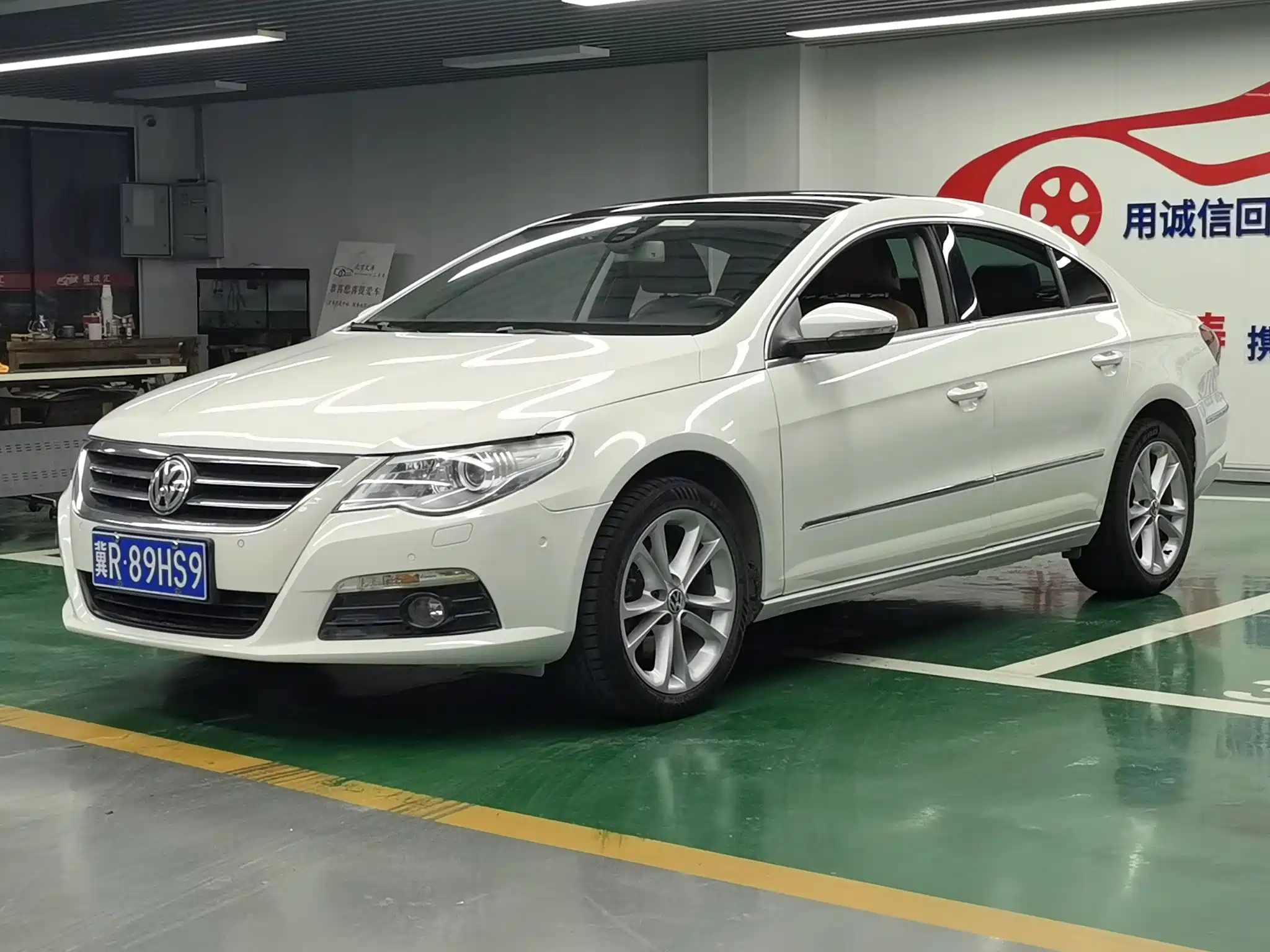VOLKSWAGEN FAW - VOLKSWAGEN CC 2013