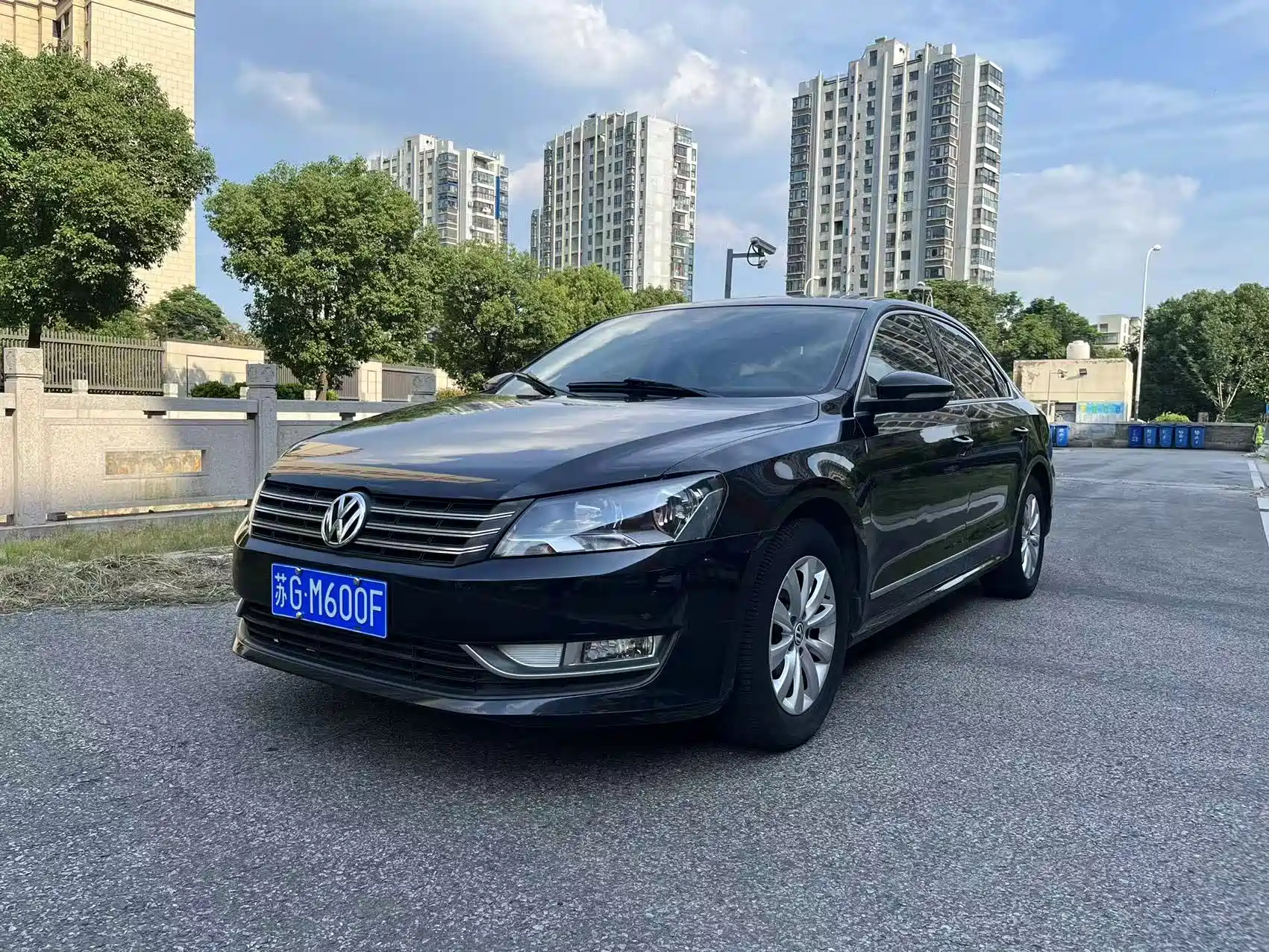VOLKSWAGEN PASSAT 2013