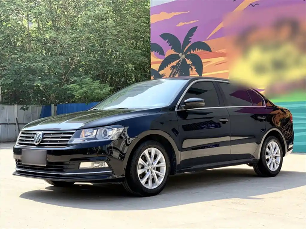 VOLKSWAGEN LAVIDA 2017