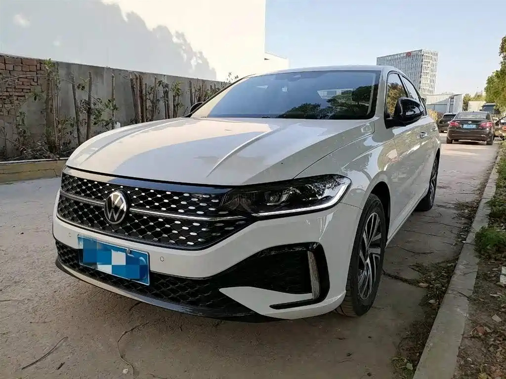 VOLKSWAGEN LAVIDA 2023