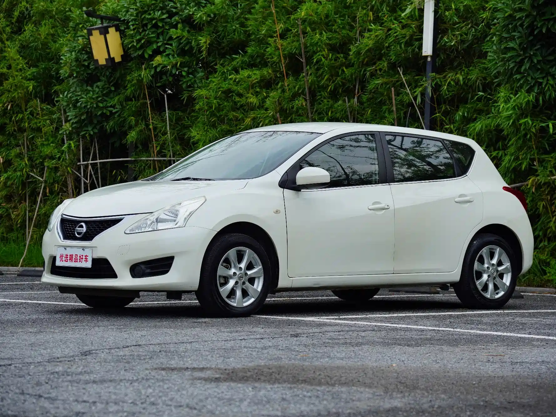 NISSAN TIIDA TIIDA 2014