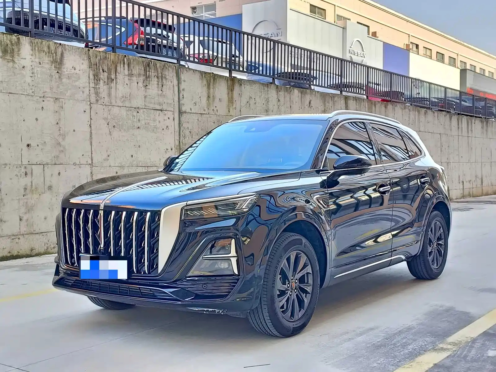 HONGQI HS5