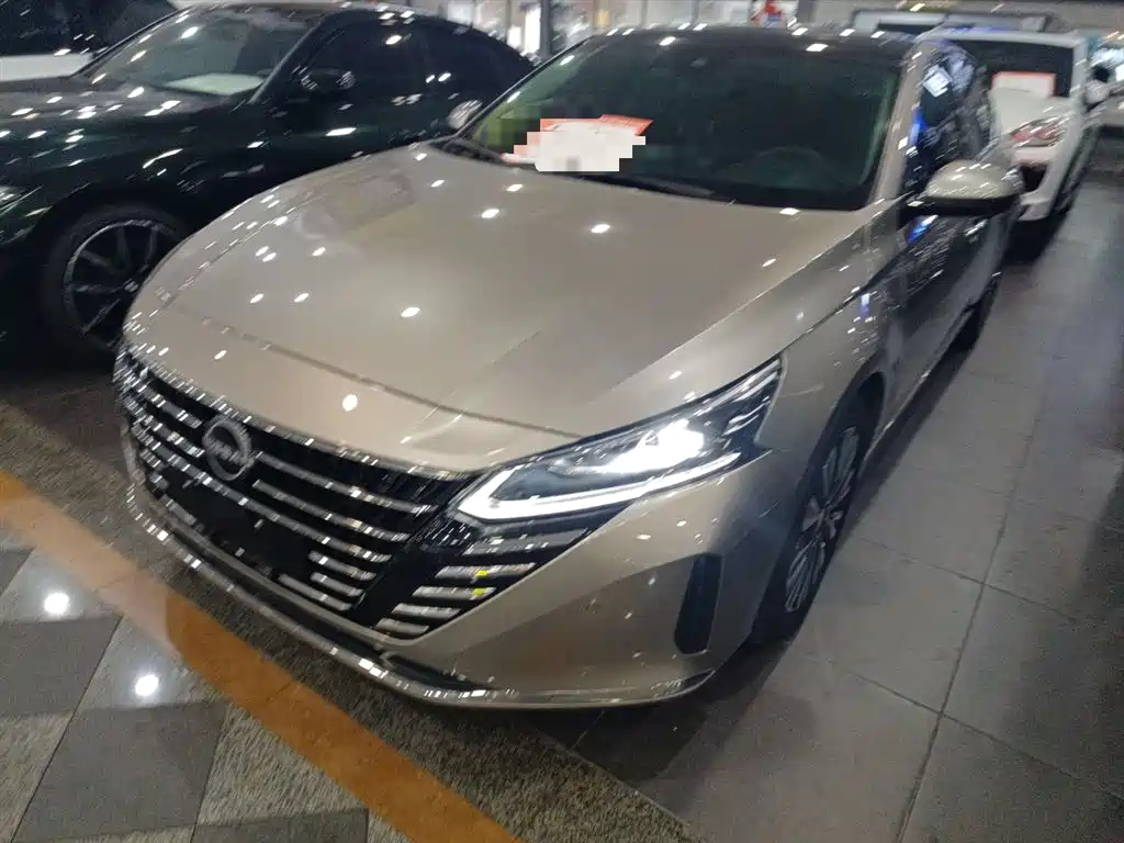 NISSAN TEANA 2022
