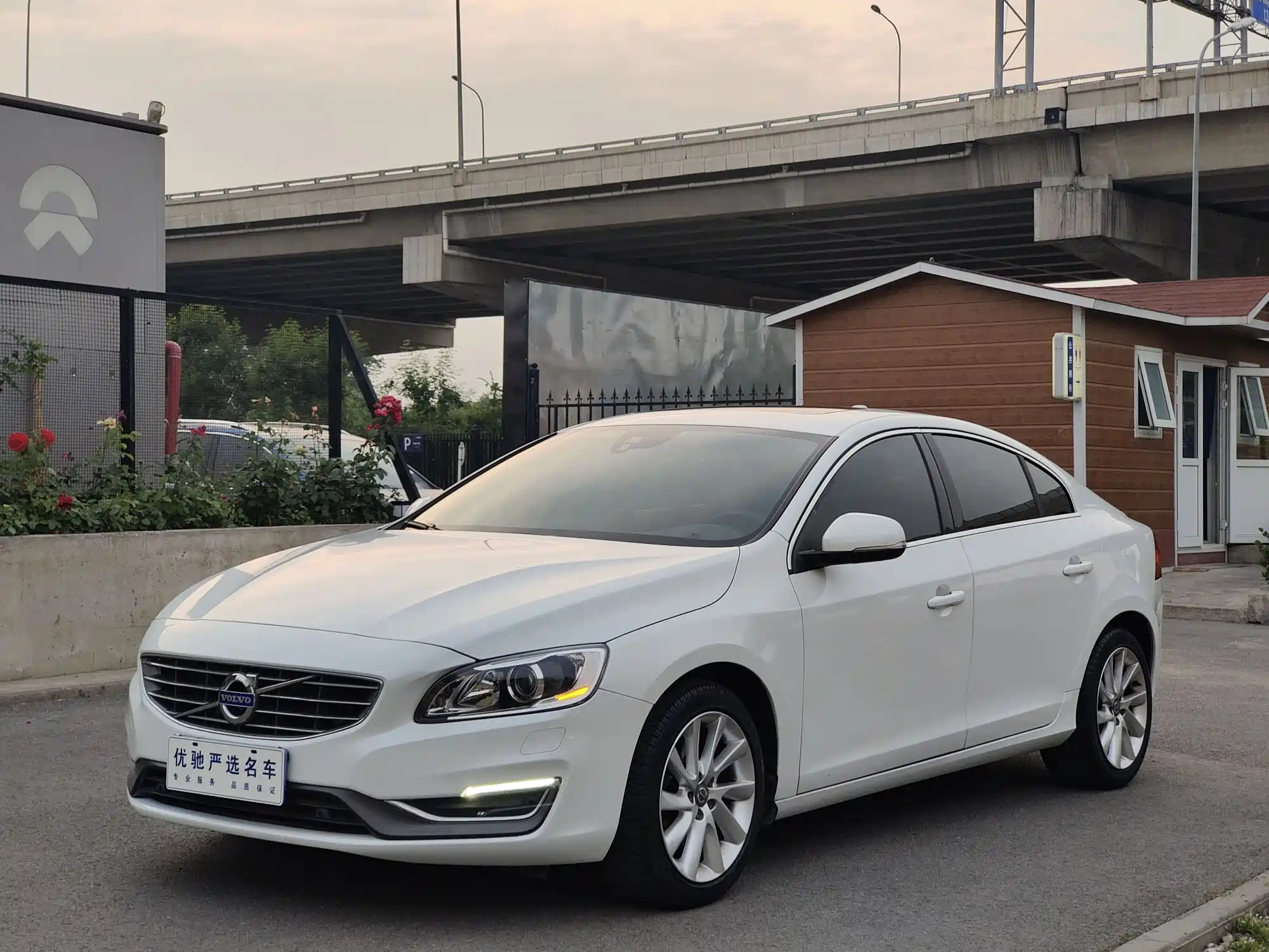 VOLVO S60 2015