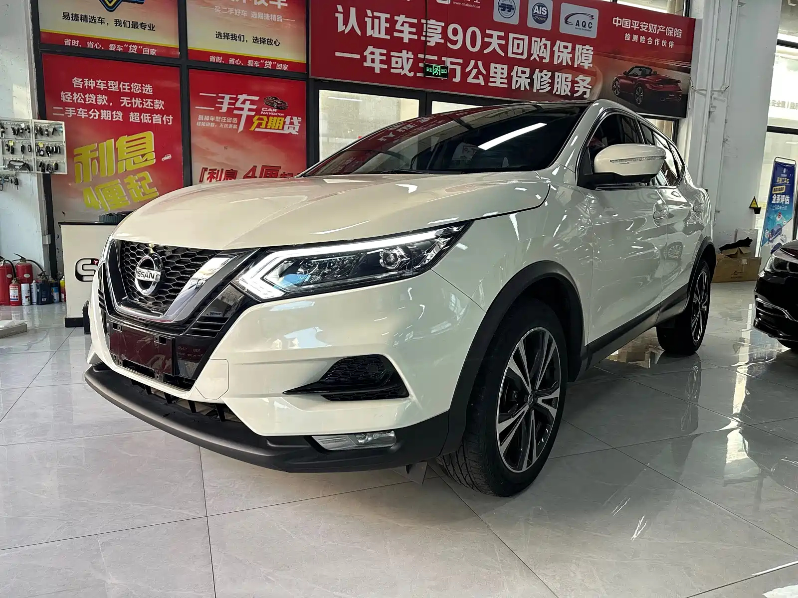 NISSAN QASHQAI 2019