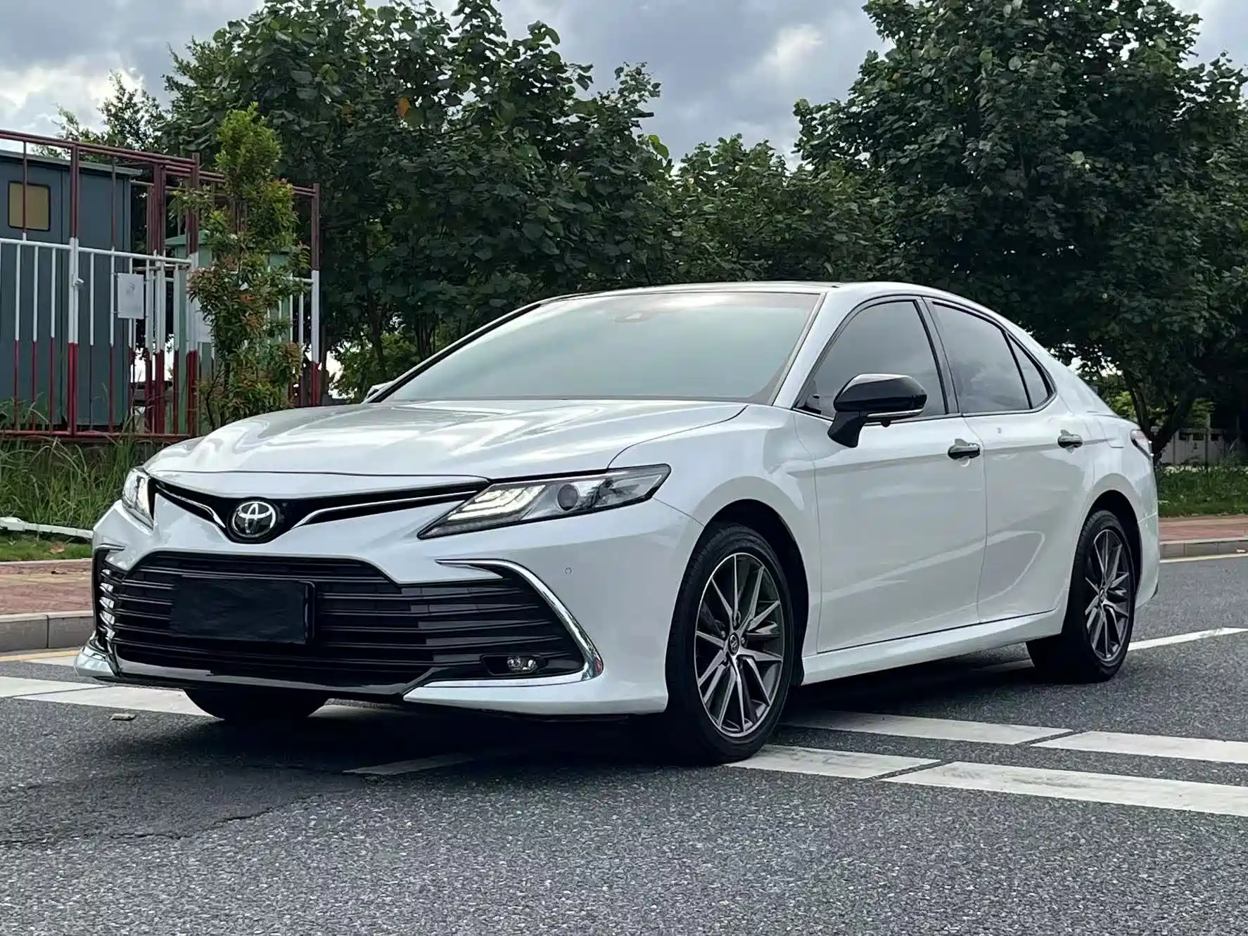 TOYOTA CAMRY 2021