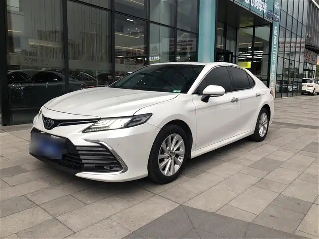 TOYOTA CAMRY 2021
