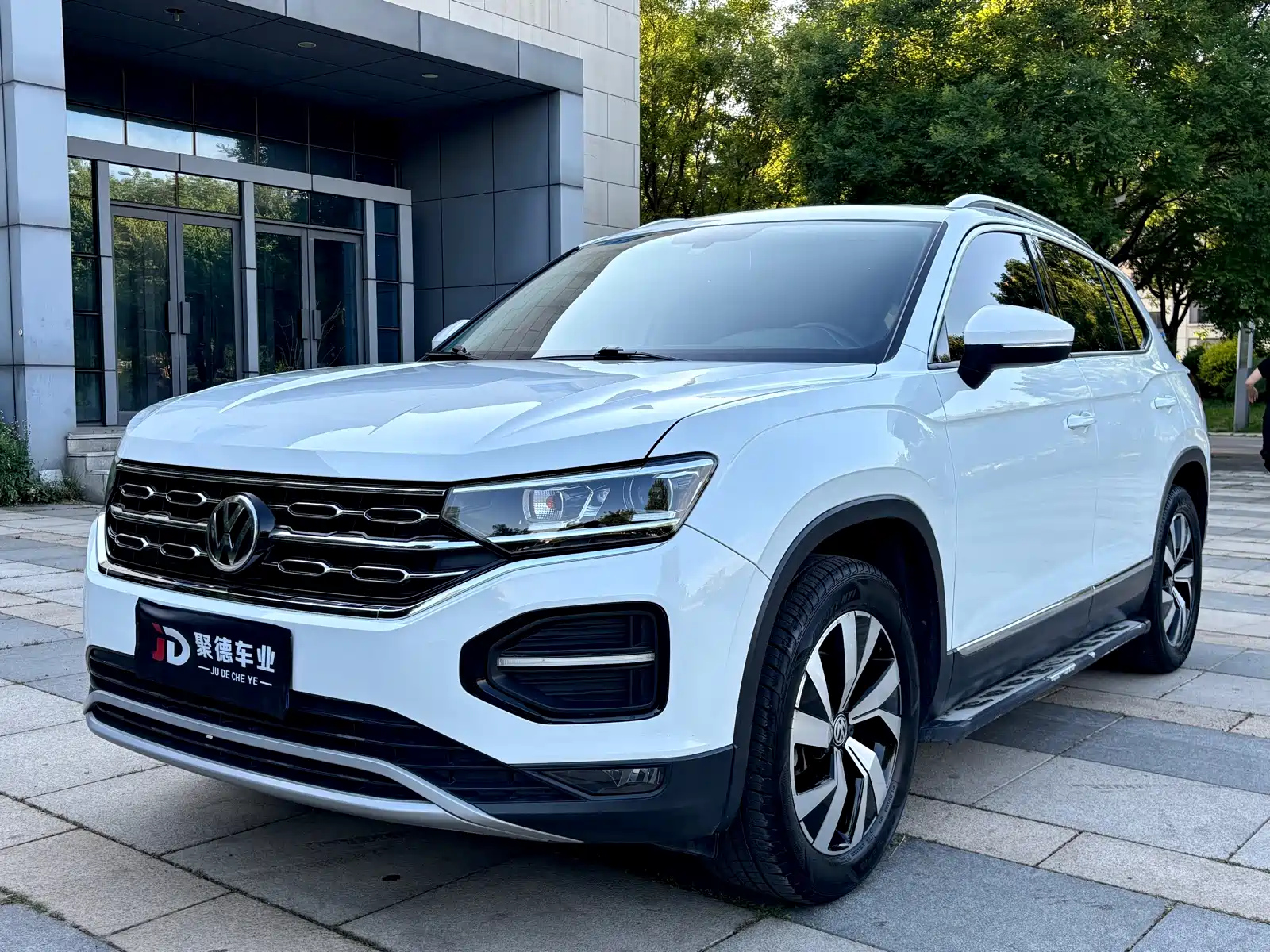 VOLKSWAGEN TAYRON 2020