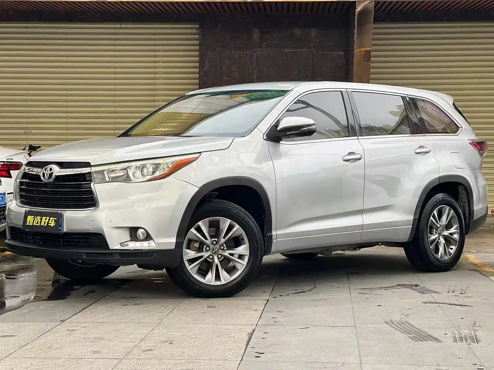 TOYOTA HIGHLANDER 2015