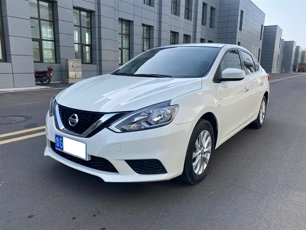 NISSAN SYLPHY 2019