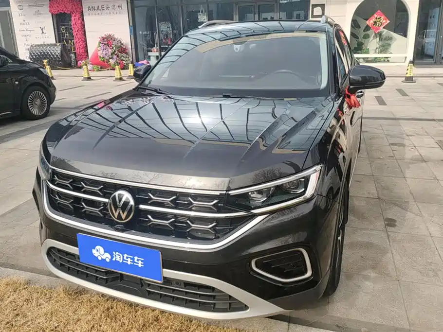 VOLKSWAGEN TAYRON 2023