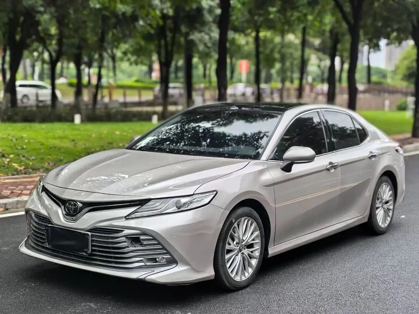 TOYOTA CAMRY 2018