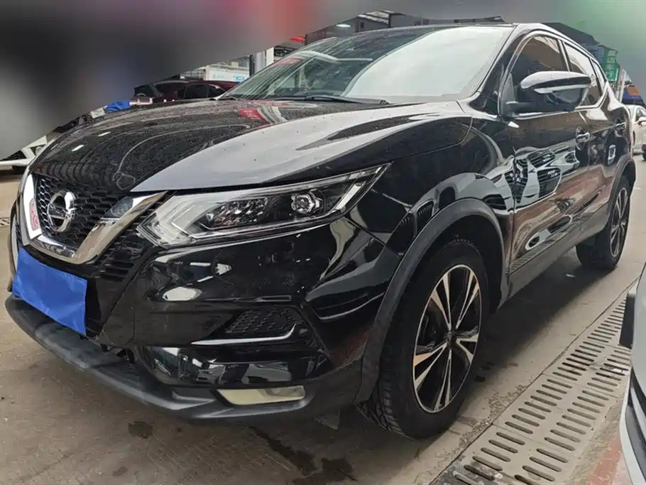 NISSAN QASHQAI 2019