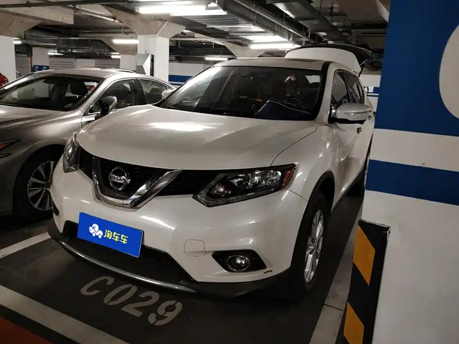 NISSAN X-TRAIL 2014