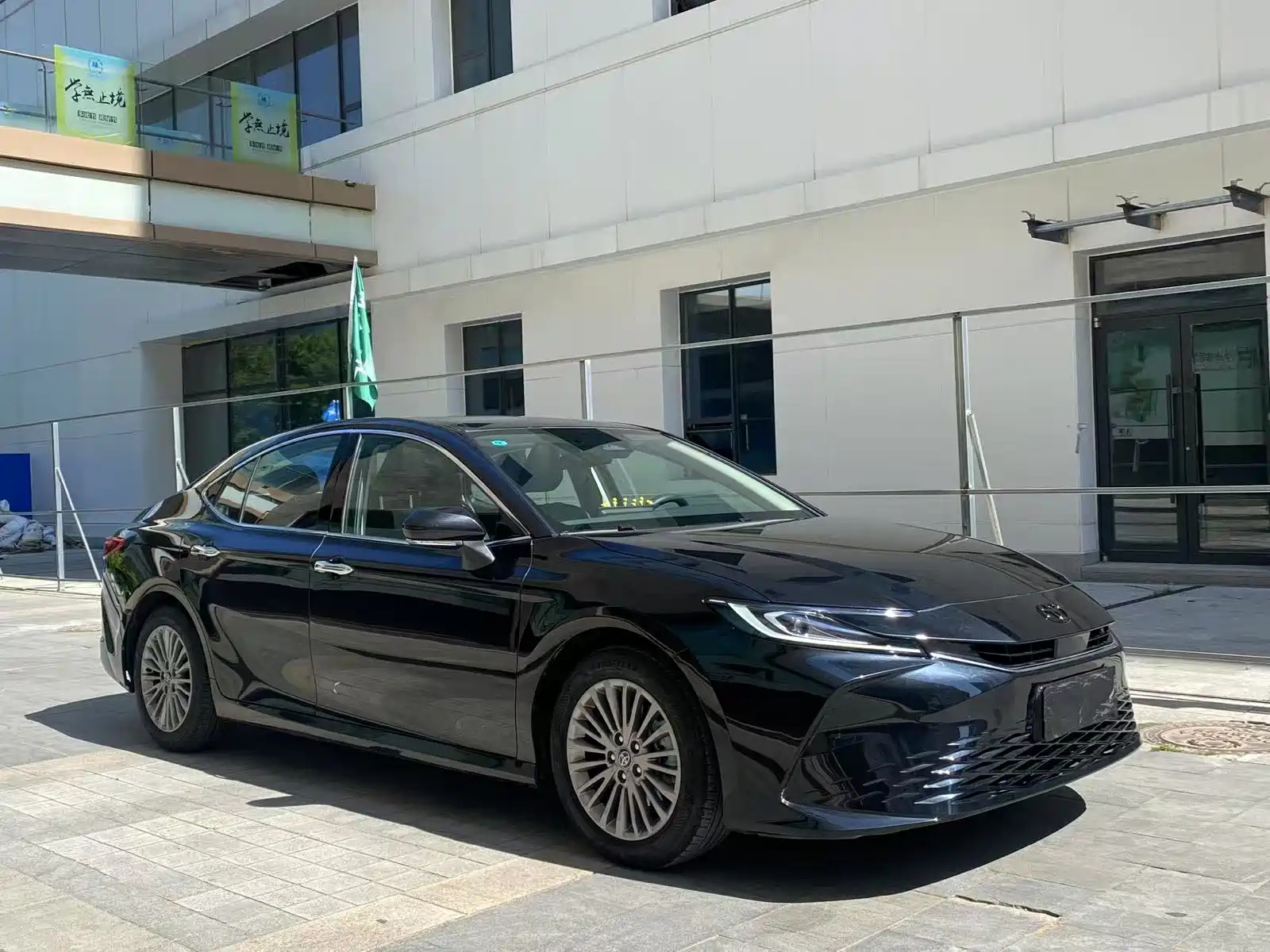 TOYOTA CAMRY 2024